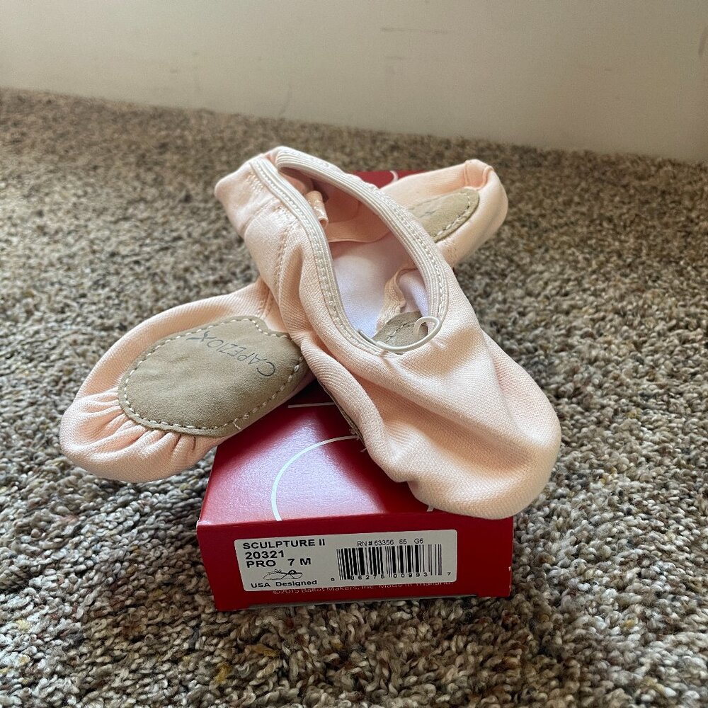 Capezio Sculpture II Ballet Shoes